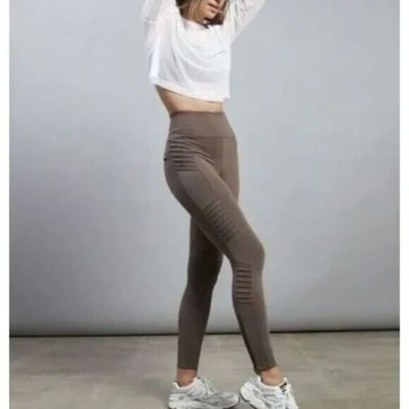 Athleta Delancey Moto‎ Tight Womens Leggings Size S Taupe Zip Ankle/Pockets Work - Picture 15 of 15